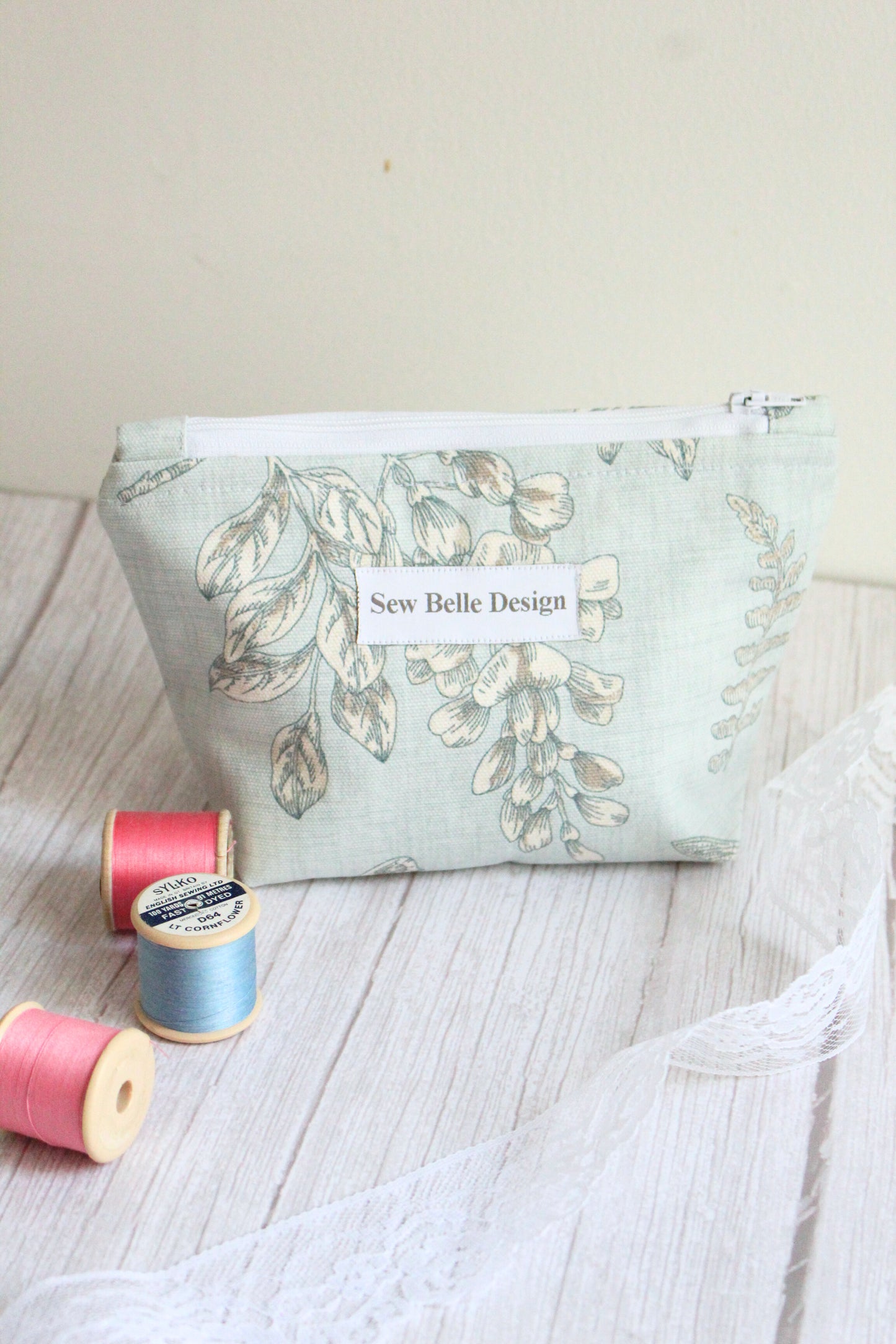 Anita Zip Bag - Blue Woodland Foliage