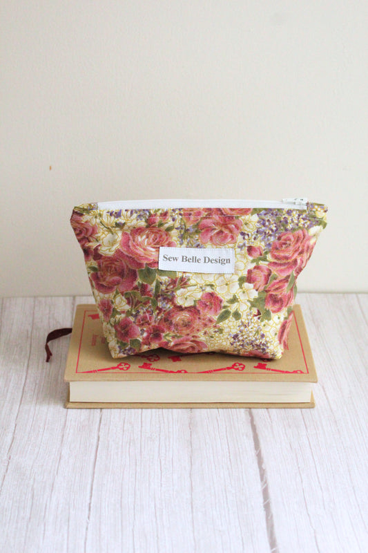 Anita Zip Bag - Vintage Hydrangea Print