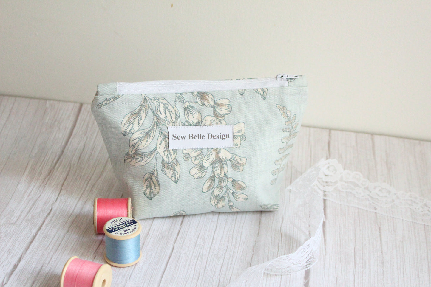 Anita Zip Bag - Blue Woodland Foliage