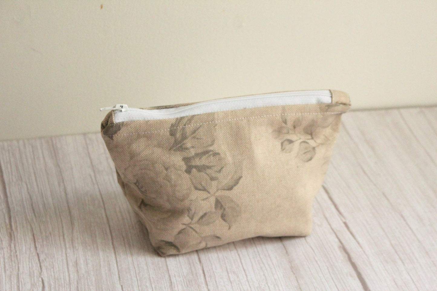 Anita Zip Bag - Faded Floral Canvas