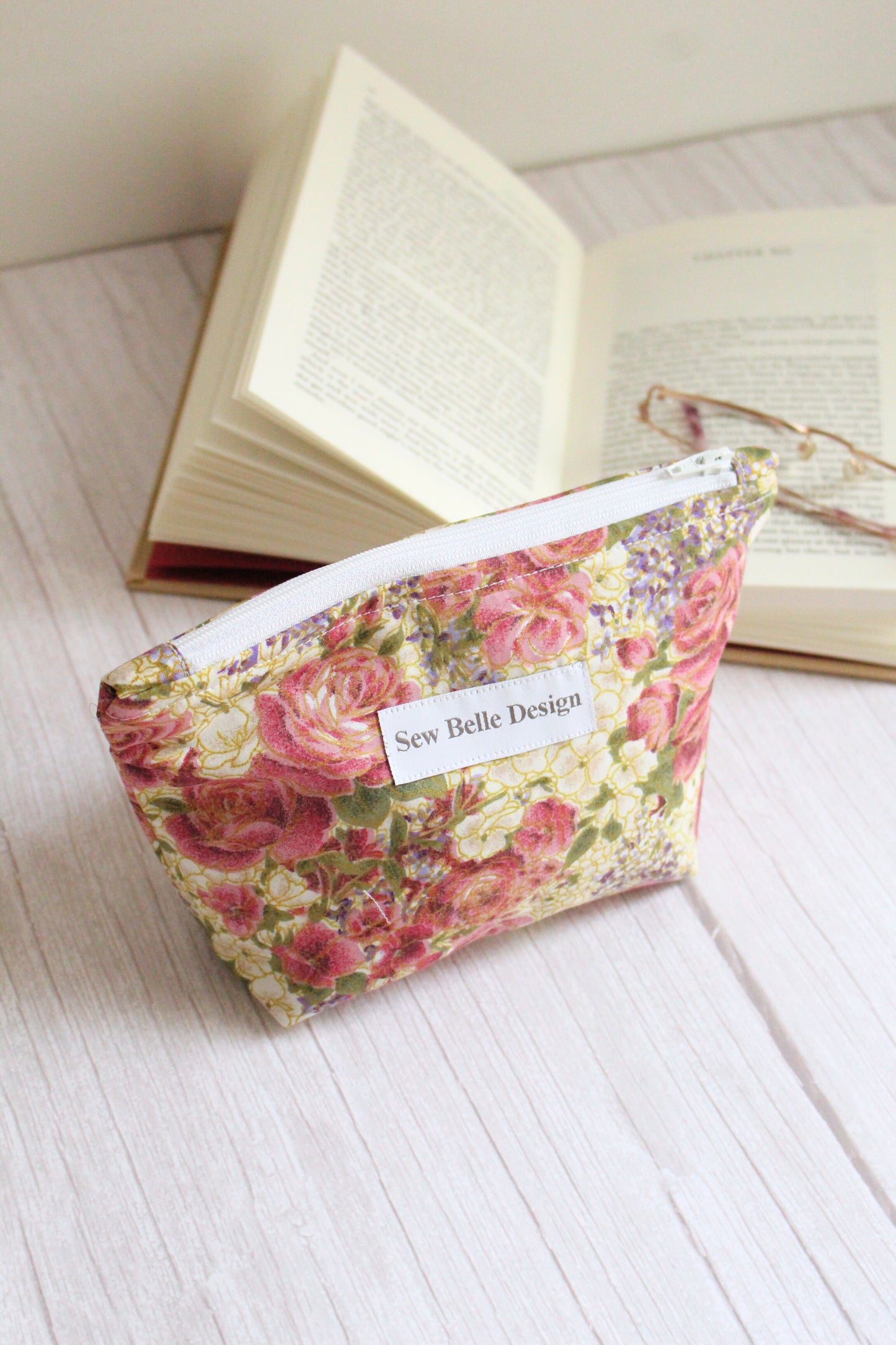 Anita Zip Bag - Vintage Hydrangea Print