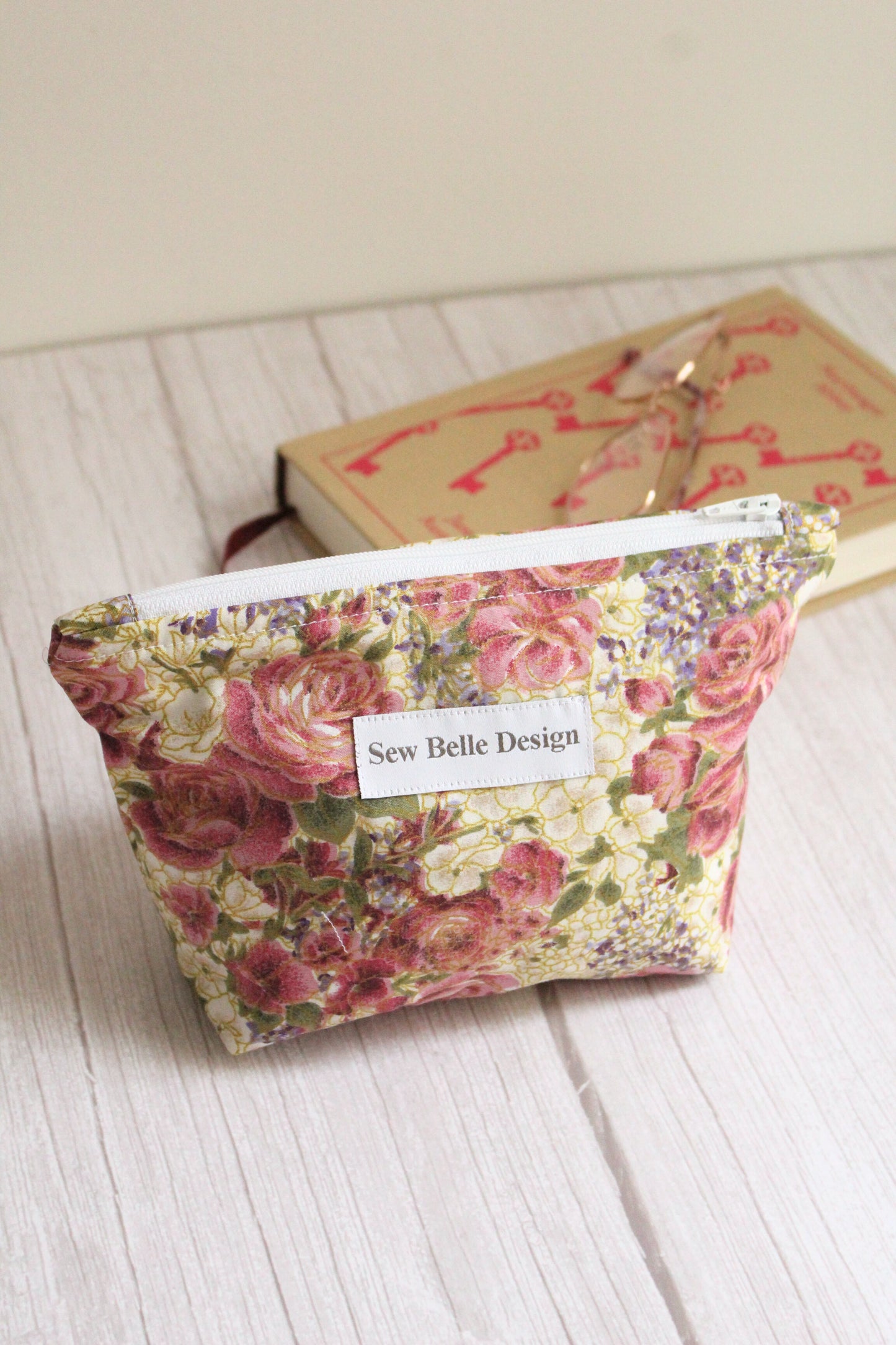 Anita Zip Bag - Vintage Hydrangea Print