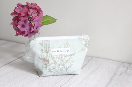 Anita Zip Bag - Blue Woodland Foliage