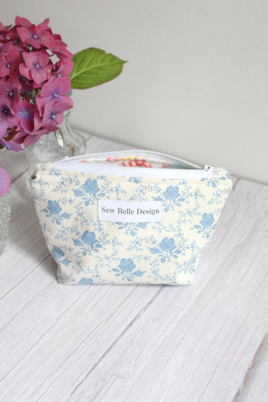 Anita Zip Bag - Blue & Cream Floral