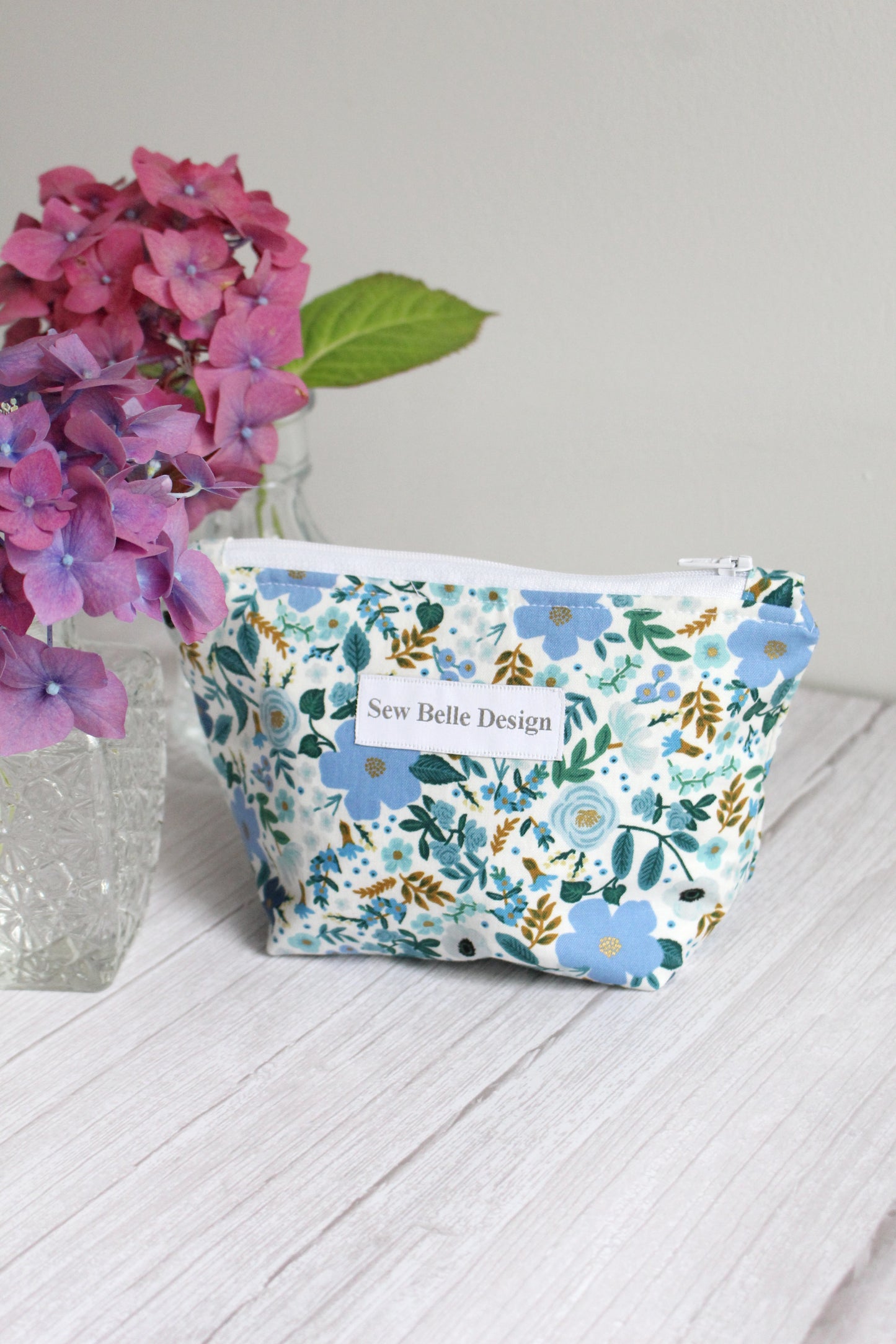 Anita Zip Bag - Blue Ditsy Floral