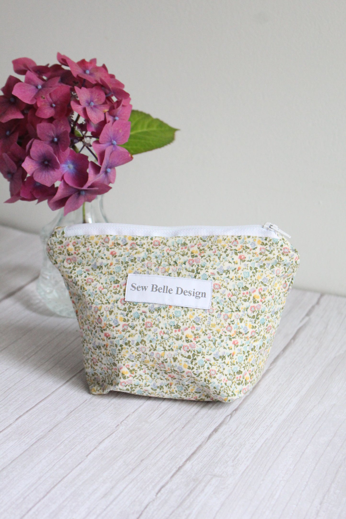 Anita Zip Bag - Ditsy Liberty Floral