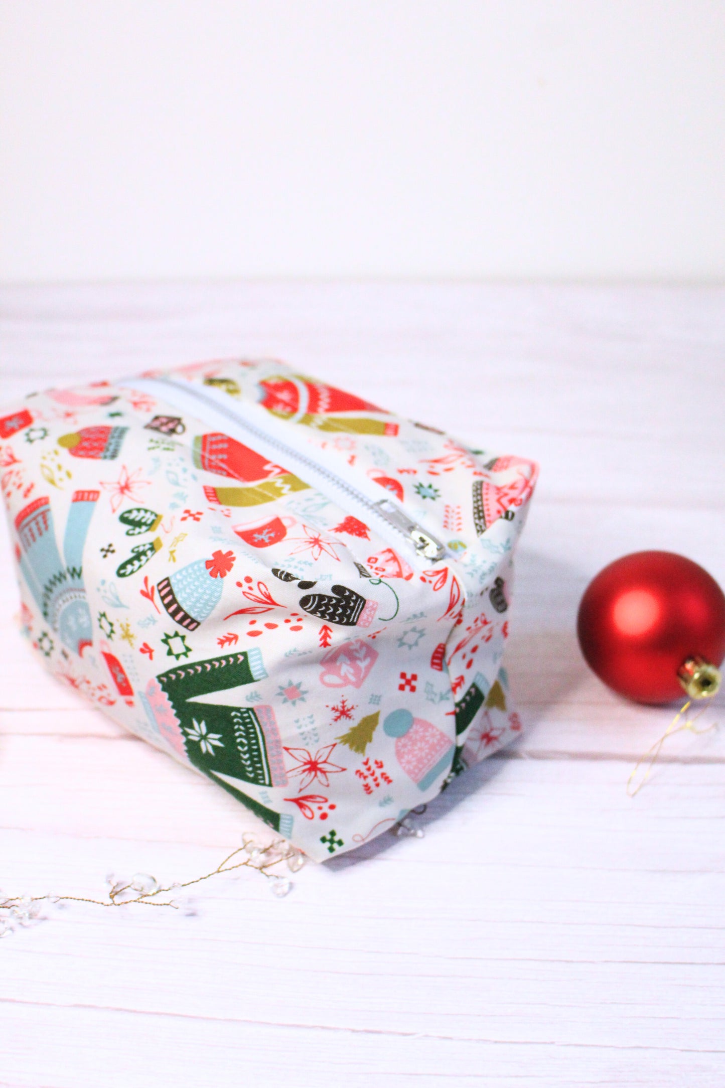 Cosy Christmas Zip Bag