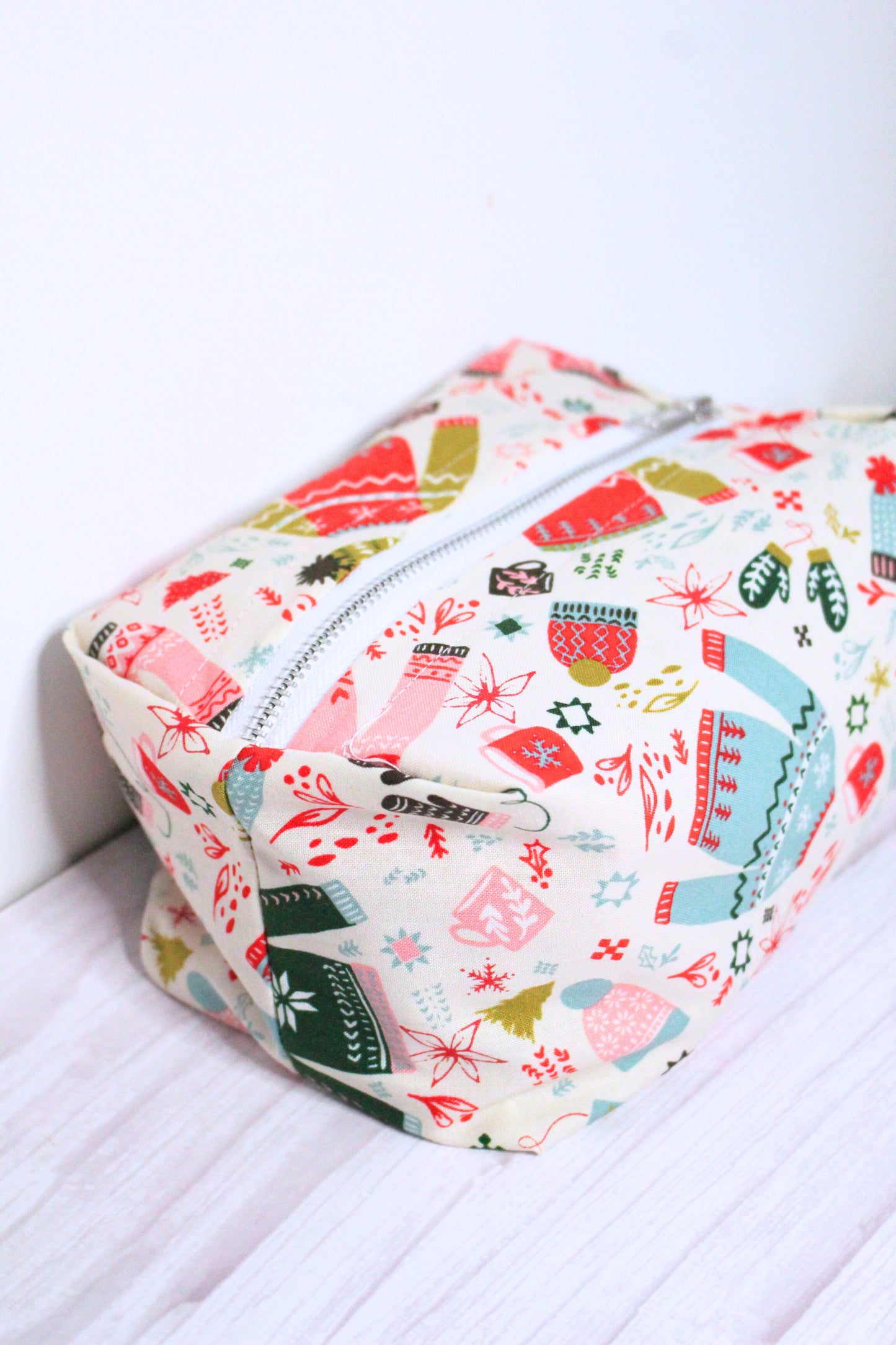 Cosy Christmas Zip Bag